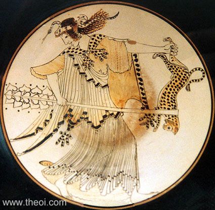 Thyiad-nymph | Athenian red-figure kylix C5th B.C. | Staatliche Antikensammlungen, Munich