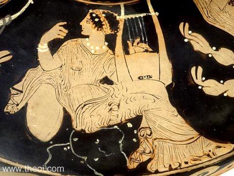 Muse with cithara | Paestan red-figure lekanis C4th B.C. | Musée du Louvre, Paris