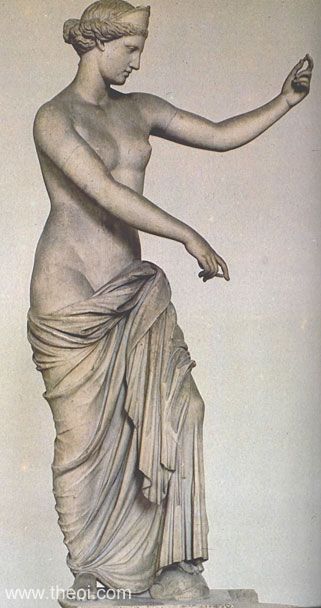 Aphrodite Venus de Capua | Greco-Roman marble statue | Naples National Archaeological Museum