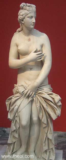 Aphrodite of Type Venus Capitoline | Greco-Roman marble statue | National Archaeological Museum, Athens